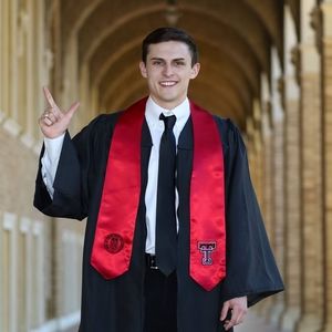 Meet your Posher, Colby